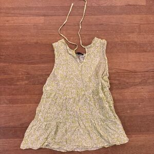 Rose & Thyme Green Floral Sleeveless Top Lightweight Pleated Size S Green Floral